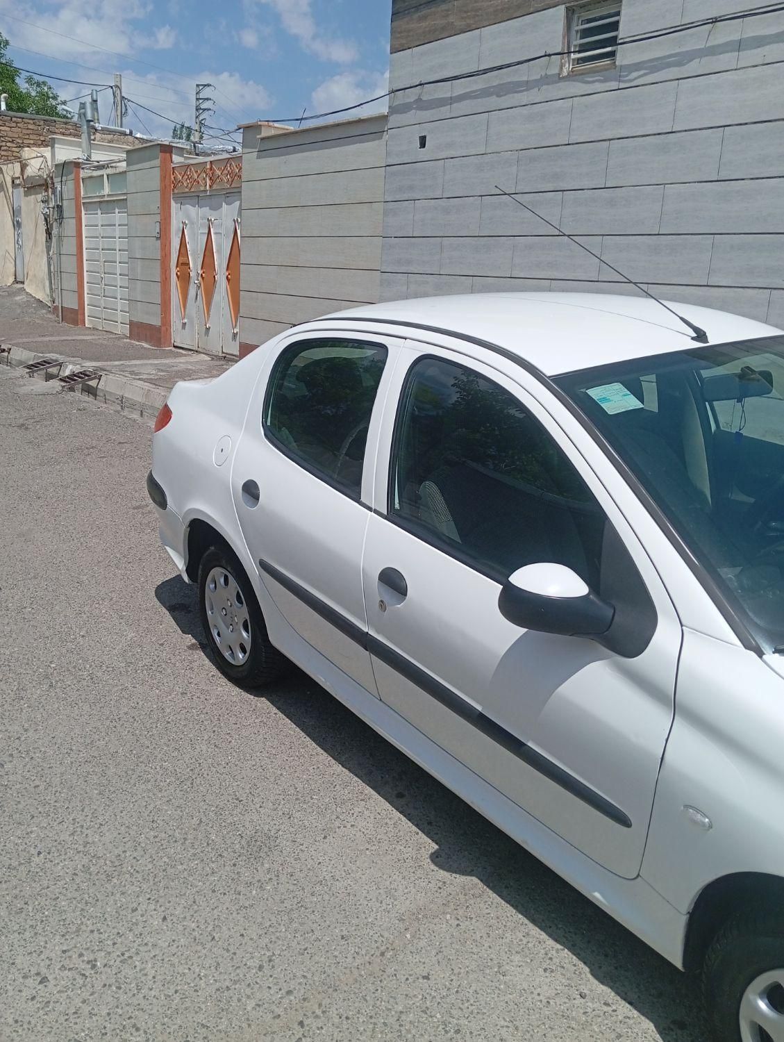 پژو 206 SD v8 - 1393