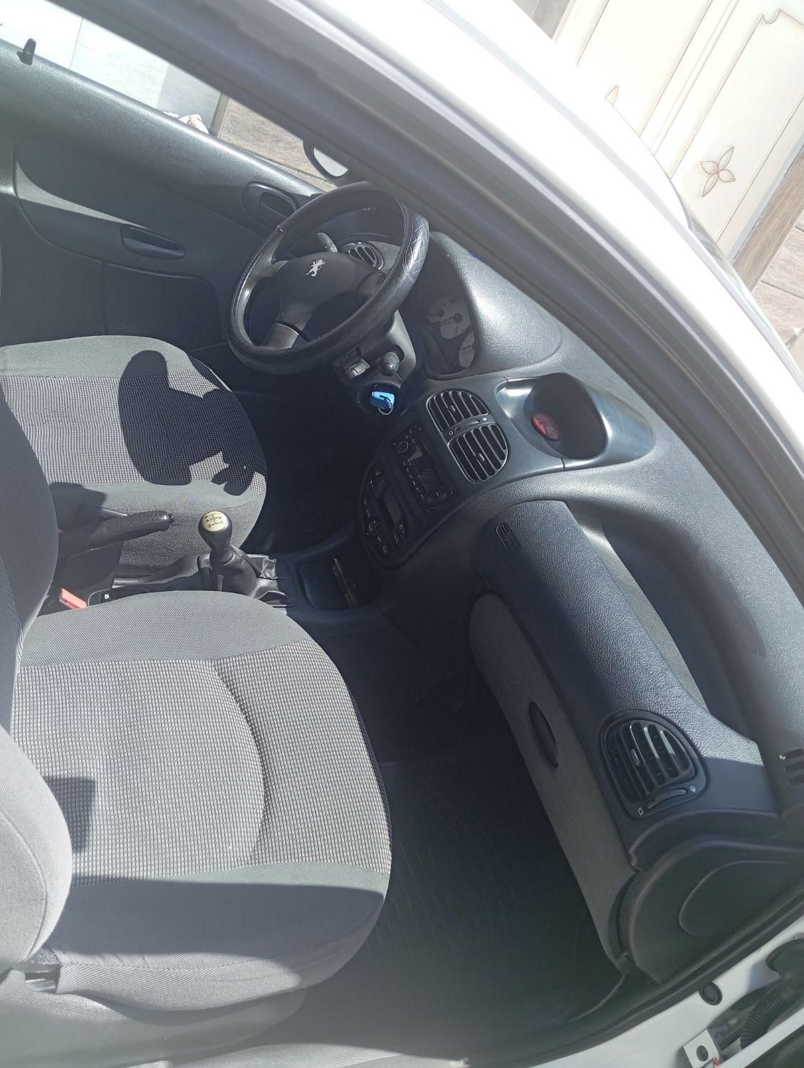 پژو 206 SD v8 - 1393