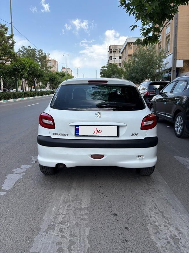پژو 206 تیپ 5 - 1390