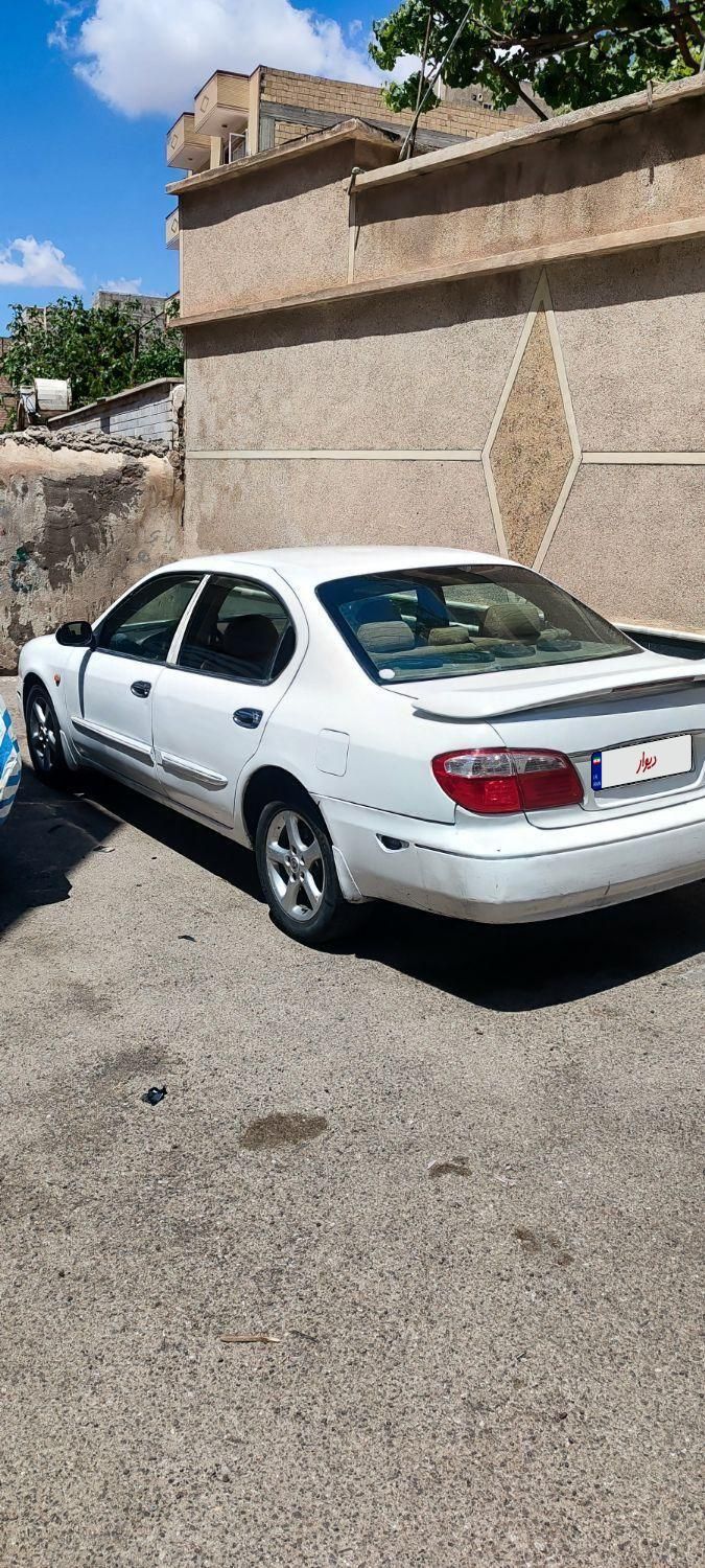 نیسان ماکسیما دنده‌ای - 2004