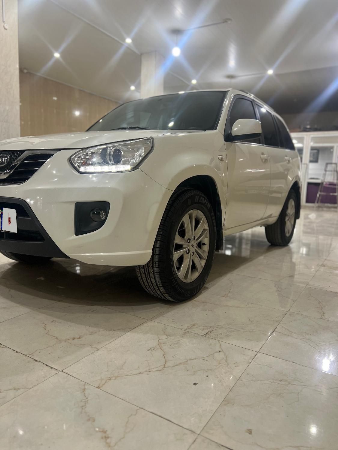 خودرو ام وی ام، X33 آگهی ann_17917005
