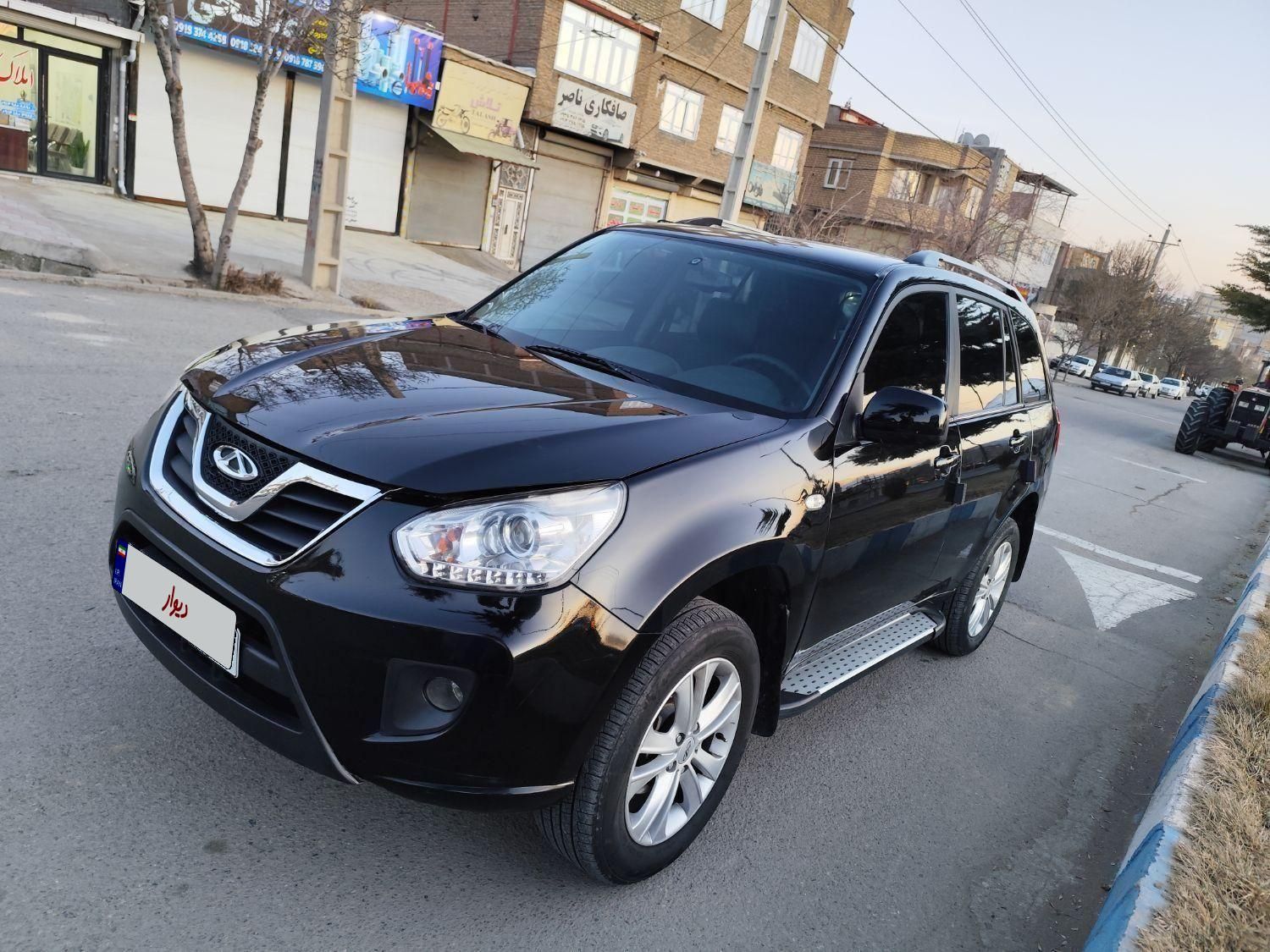 خودرو ام وی ام، X33 آگهی ann_17917123