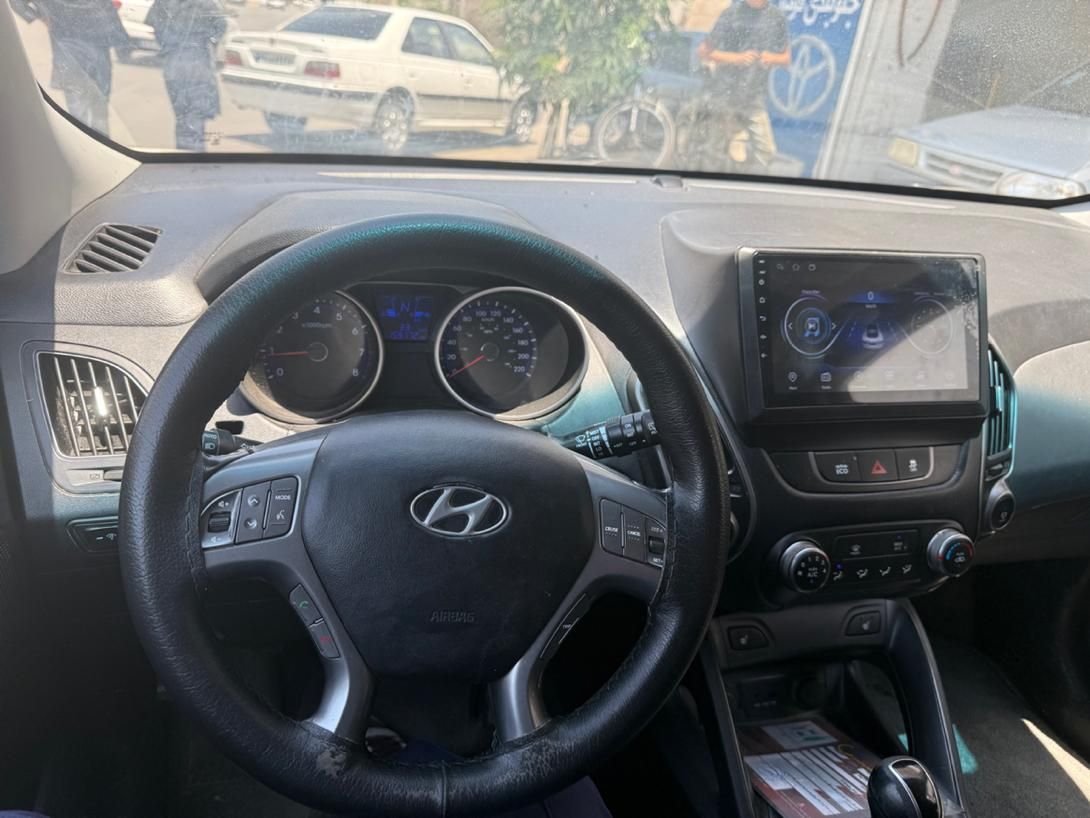 هیوندای توسان 2.4 لیتر - 2015