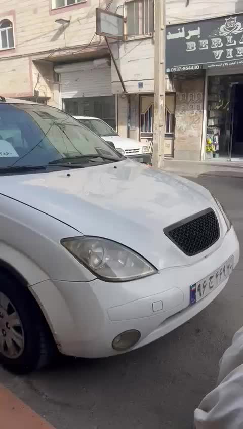 تیبا صندوق دار SX - 1393