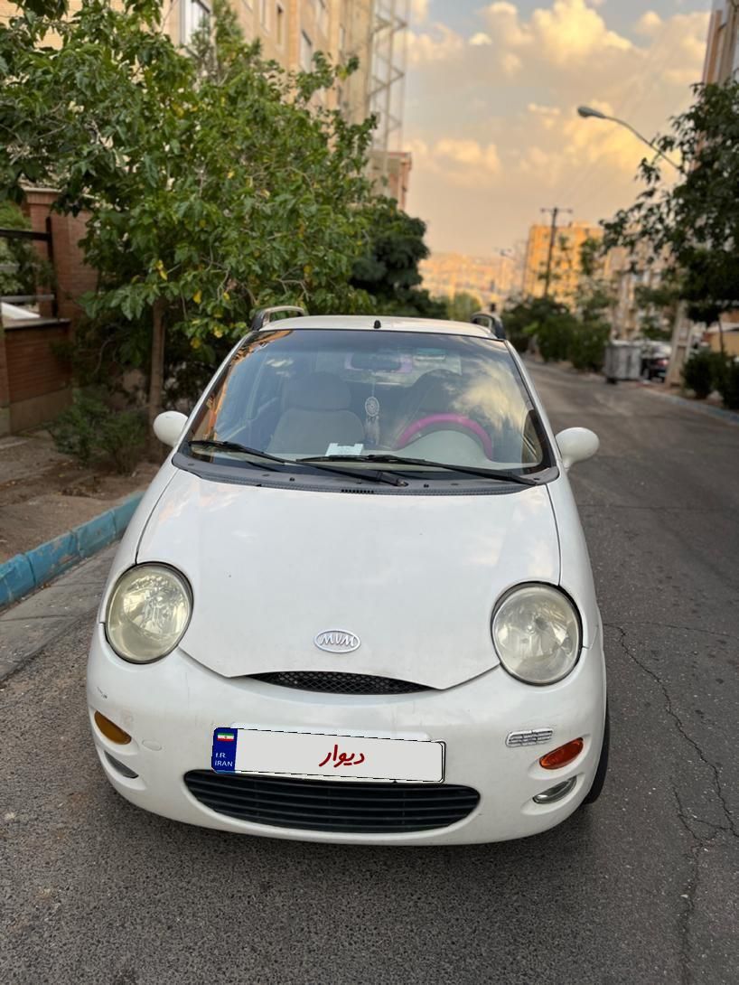 ام وی ام 110 چهار سیلندر دنده ای - 2012