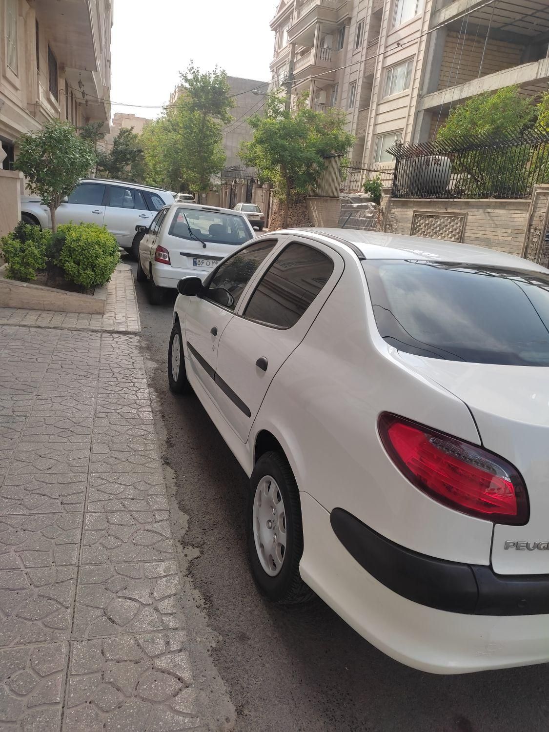 پژو 206 تیپ 5 - 1394