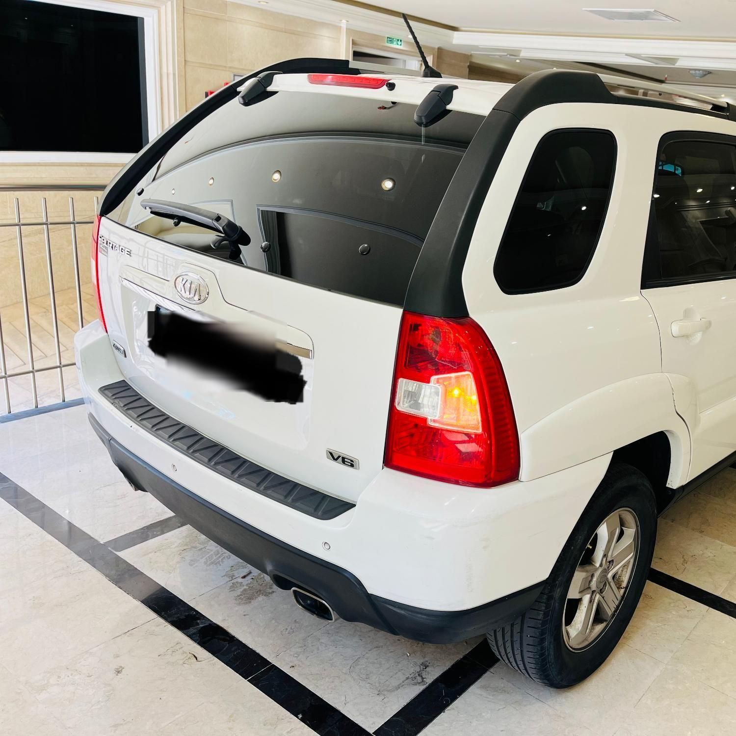 کیا اسپورتیج 6 سیلندر 2700cc - 2010