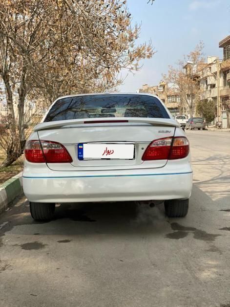 نیسان ماکسیما دنده‌ای - 2004