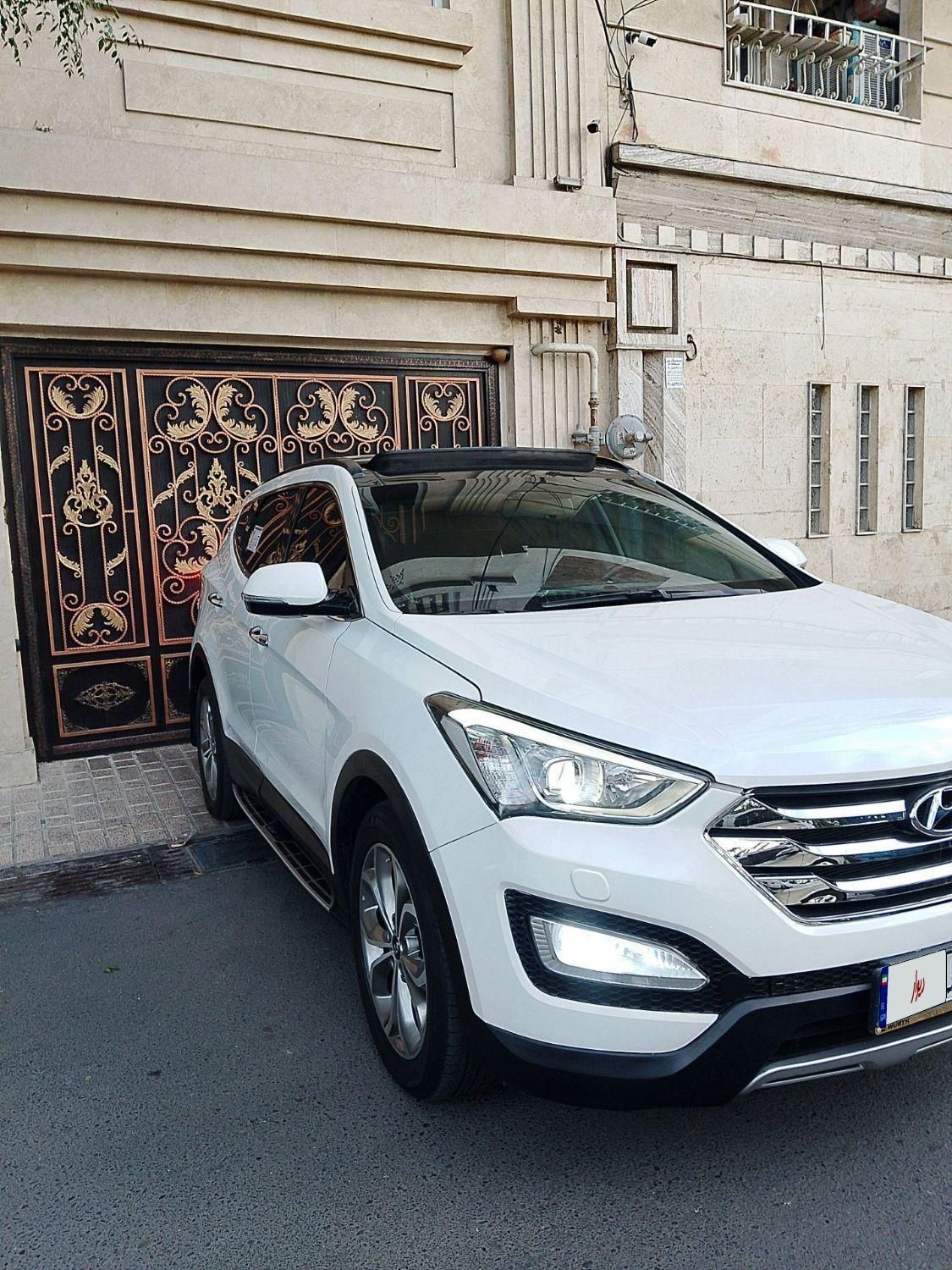 هیوندای سانتافه 4 سیلندر دو دیفرانسیل - 2015
