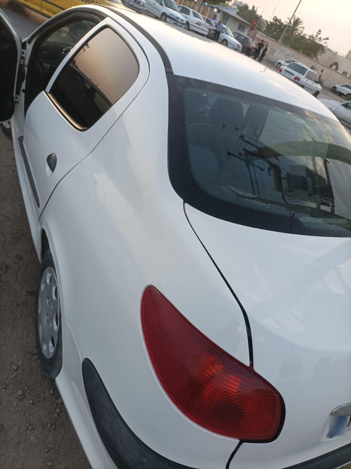 پژو 206 SD v8 - 1392