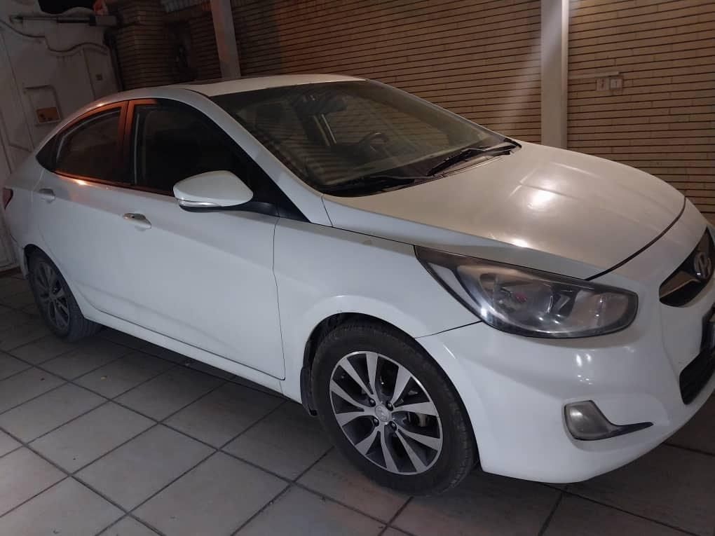 هیوندای اکسنت 1.6 لیتر ساده - 2014
