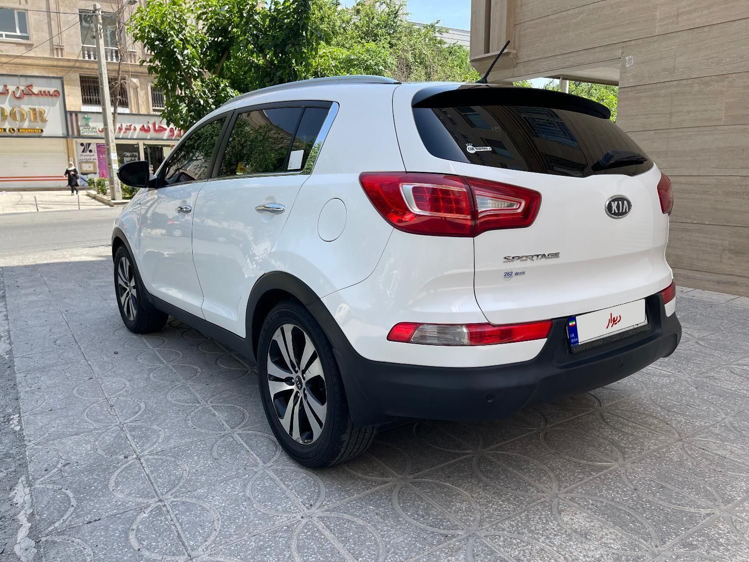 کیا اسپورتیج 4 سیلندر 2400cc - 2011