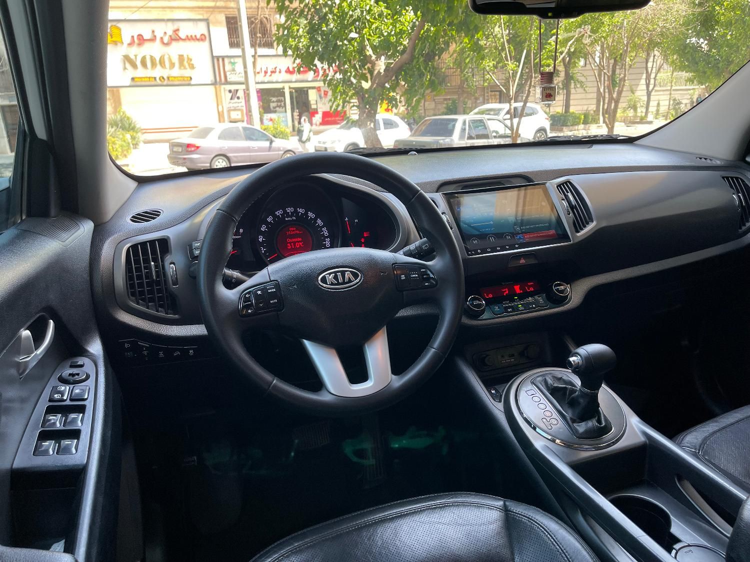 کیا اسپورتیج 4 سیلندر 2400cc - 2011