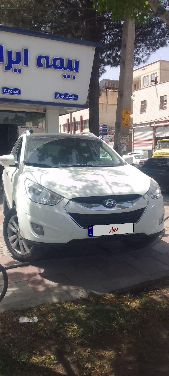 هیوندای توسان 2.4 لیتر - 2012