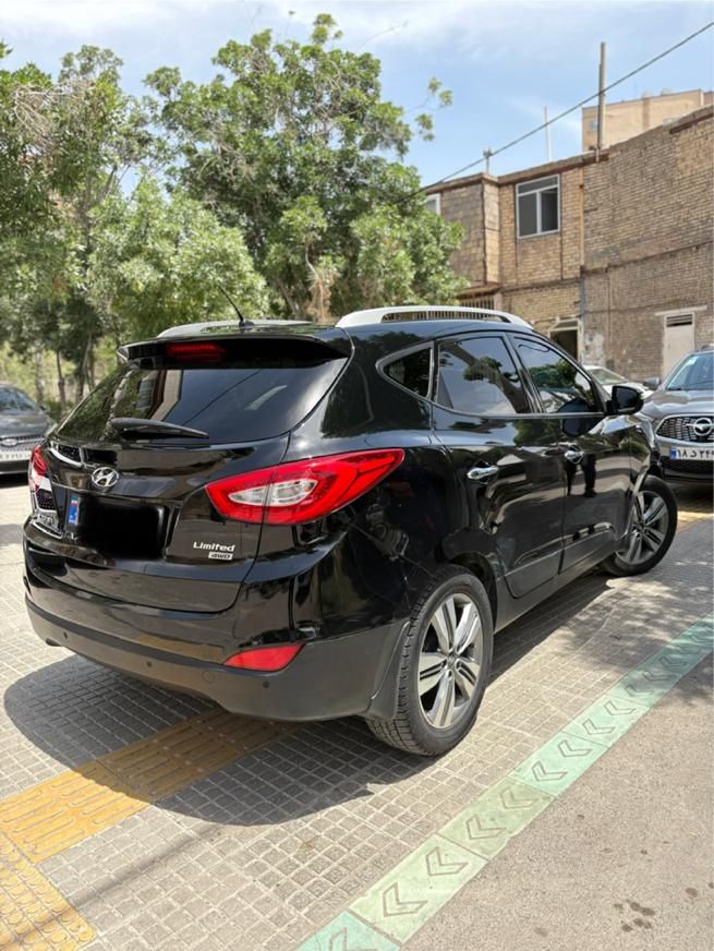 هیوندای توسان 2.4 لیتر - 2015