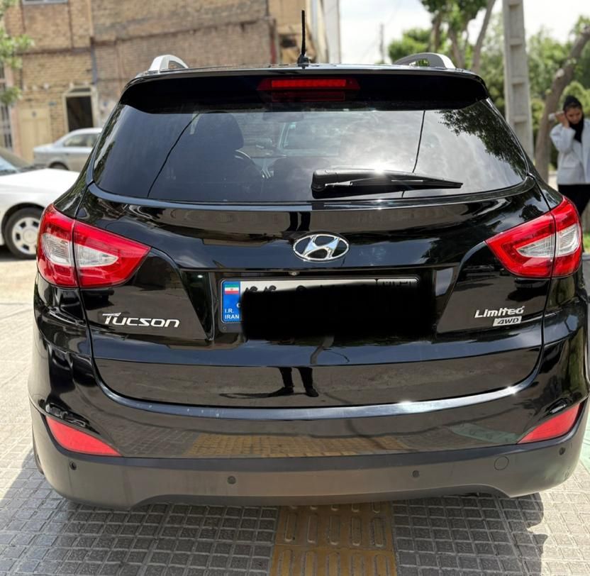هیوندای توسان 2.4 لیتر - 2015