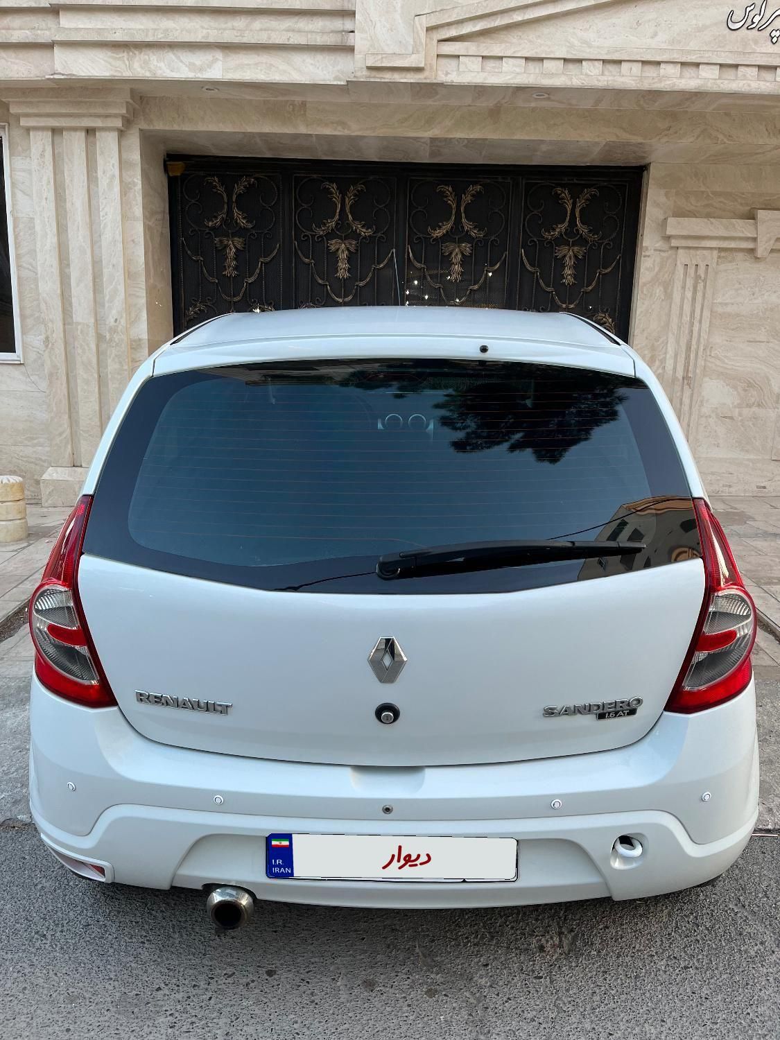 رنو ساندرو اتوماتیک - 1395