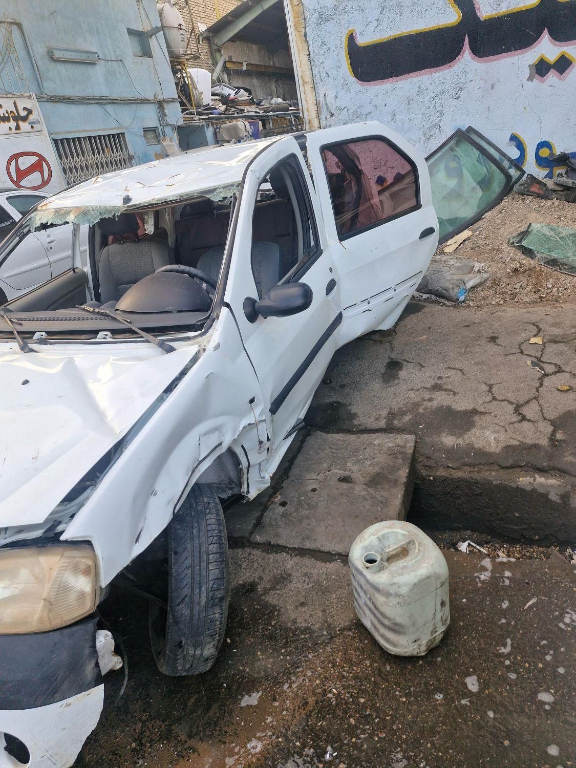 خودرو رنو، پارس تندر آگهی ann_17926055