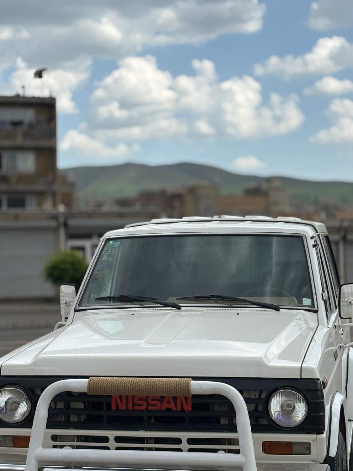 نیسان پاترول دو درب دنده‌ای - 1997