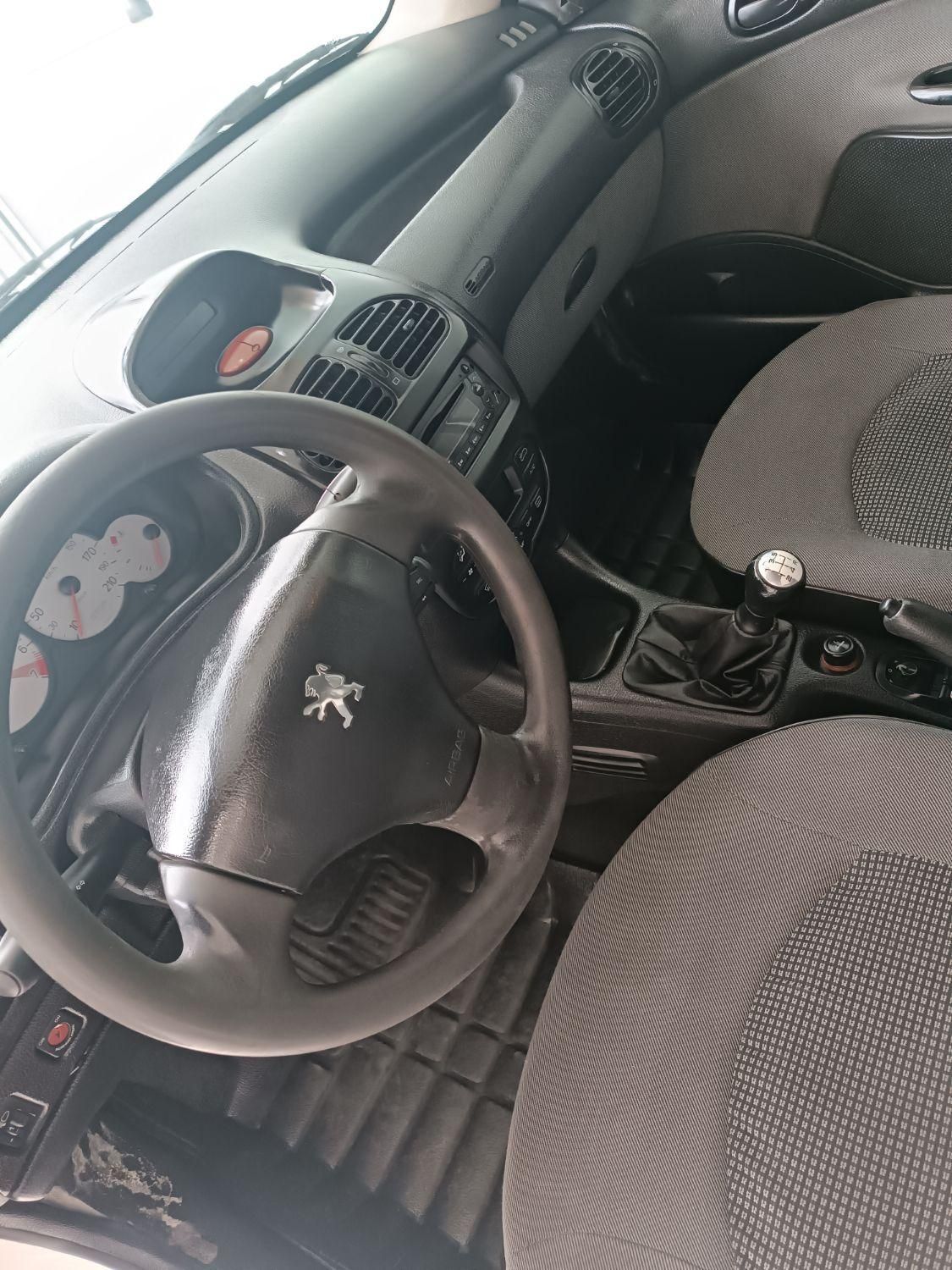 پژو 206 SD v8 - 1390