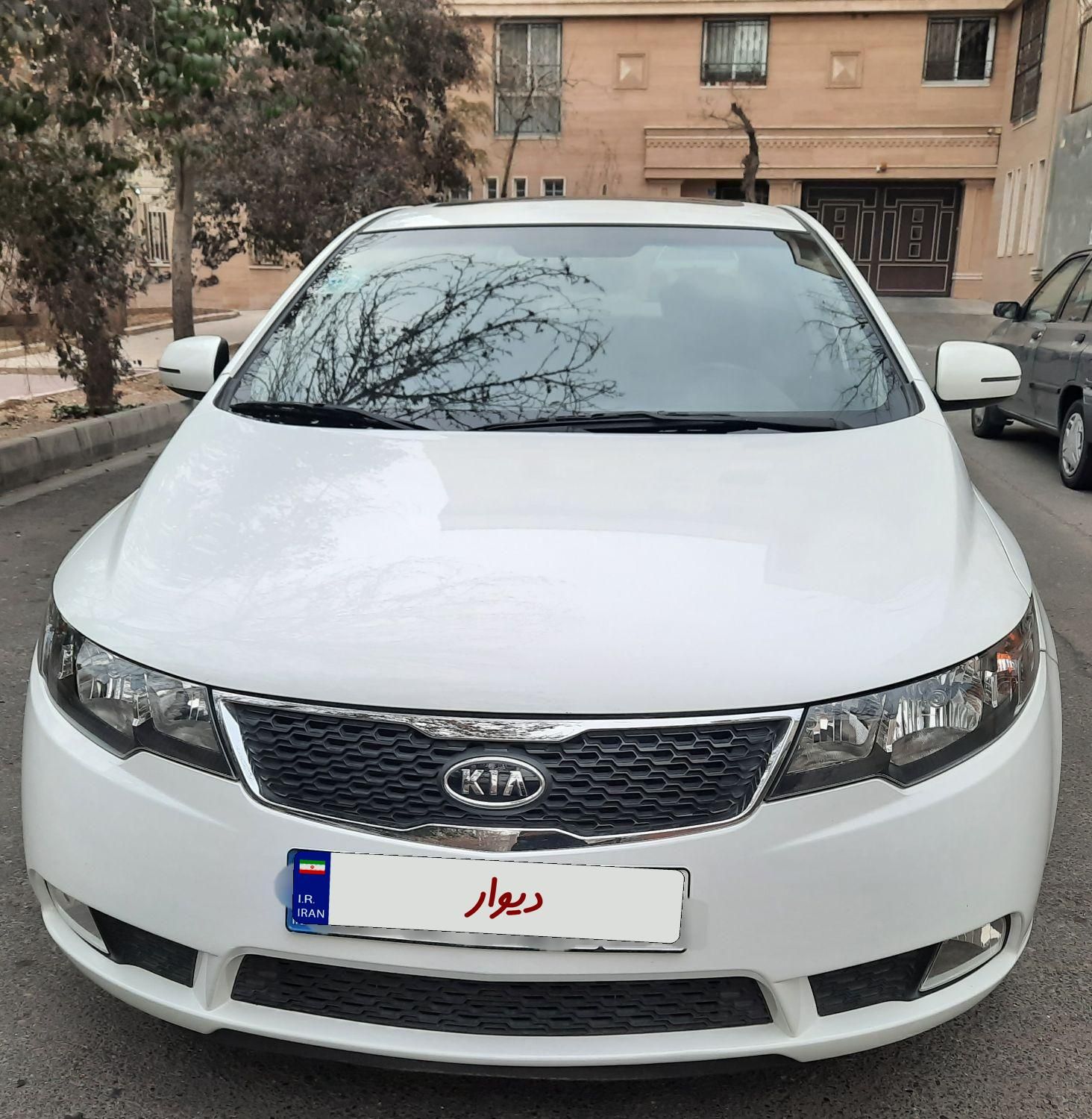 خودرو کیا، سراتو مونتاژ آگهی ann_17926911