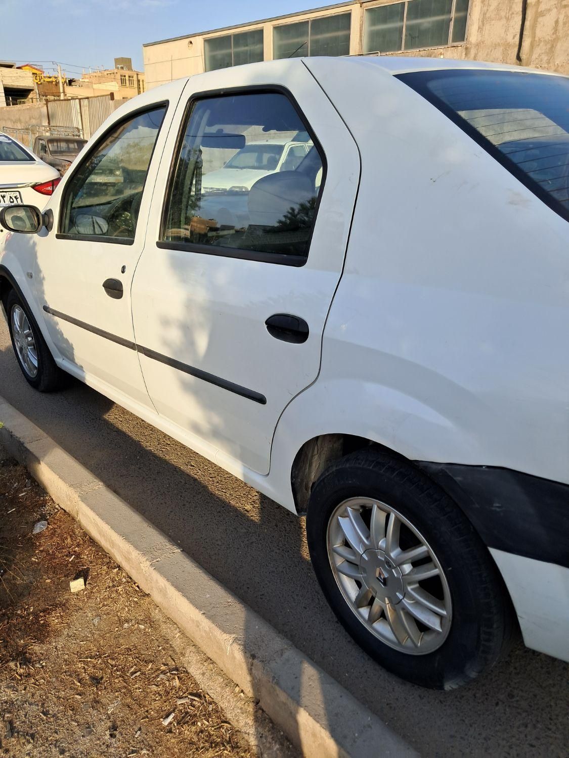 خودرو رنو، تندر 90 آگهی ann_17927599