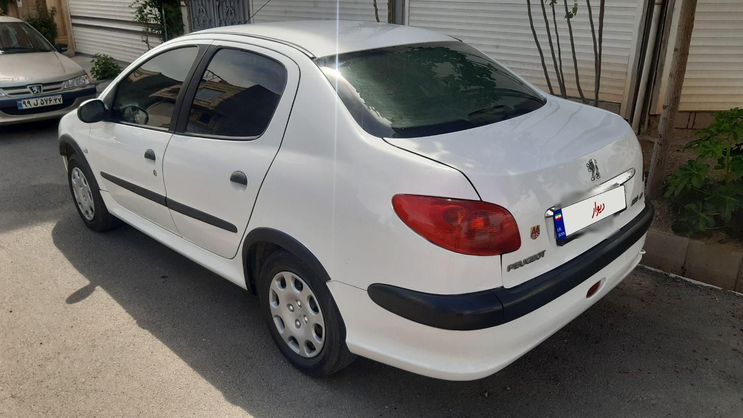 پژو 206 SD v8 - 1390