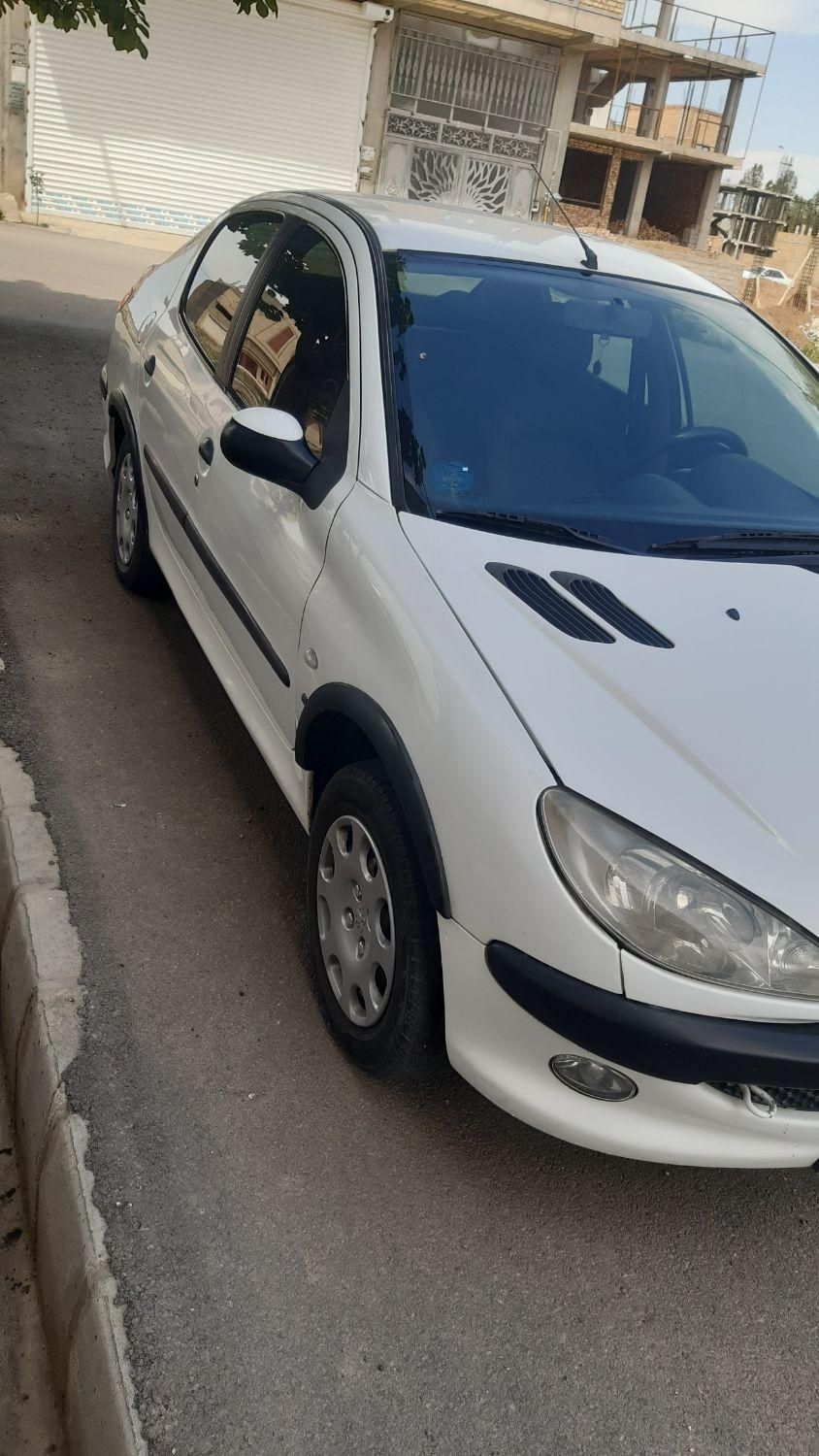 پژو 206 SD v8 - 1390