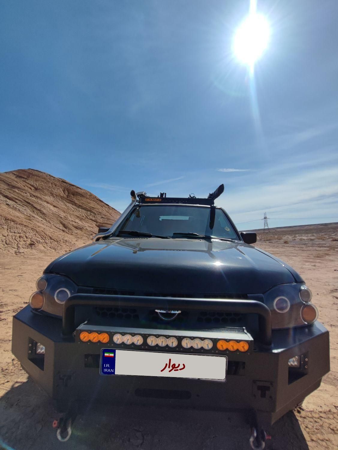 نیسان رونیز دنده‌ای - 2004