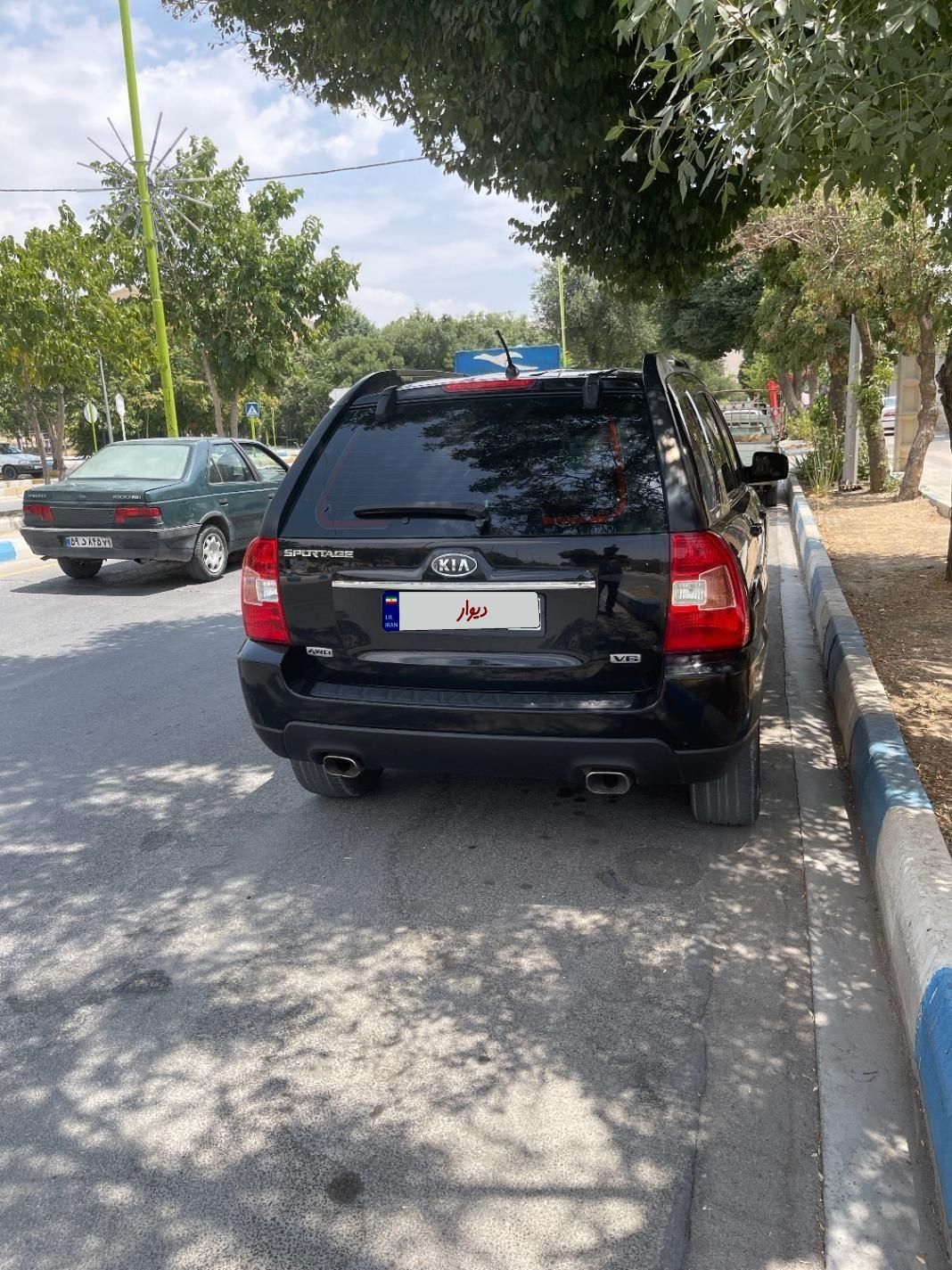 کیا اسپورتیج 6 سیلندر 2700cc - 2010