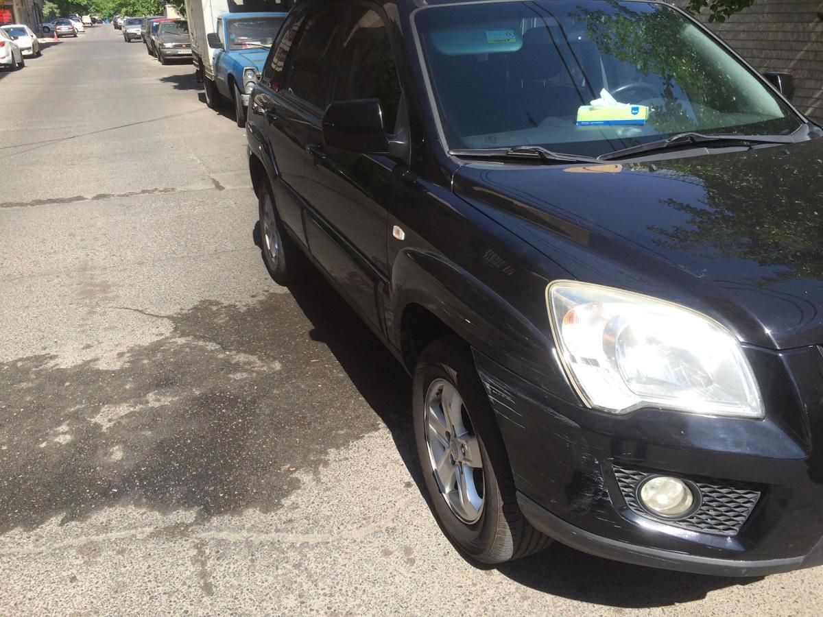 کیا اسپورتیج 6 سیلندر 2700cc - 2010