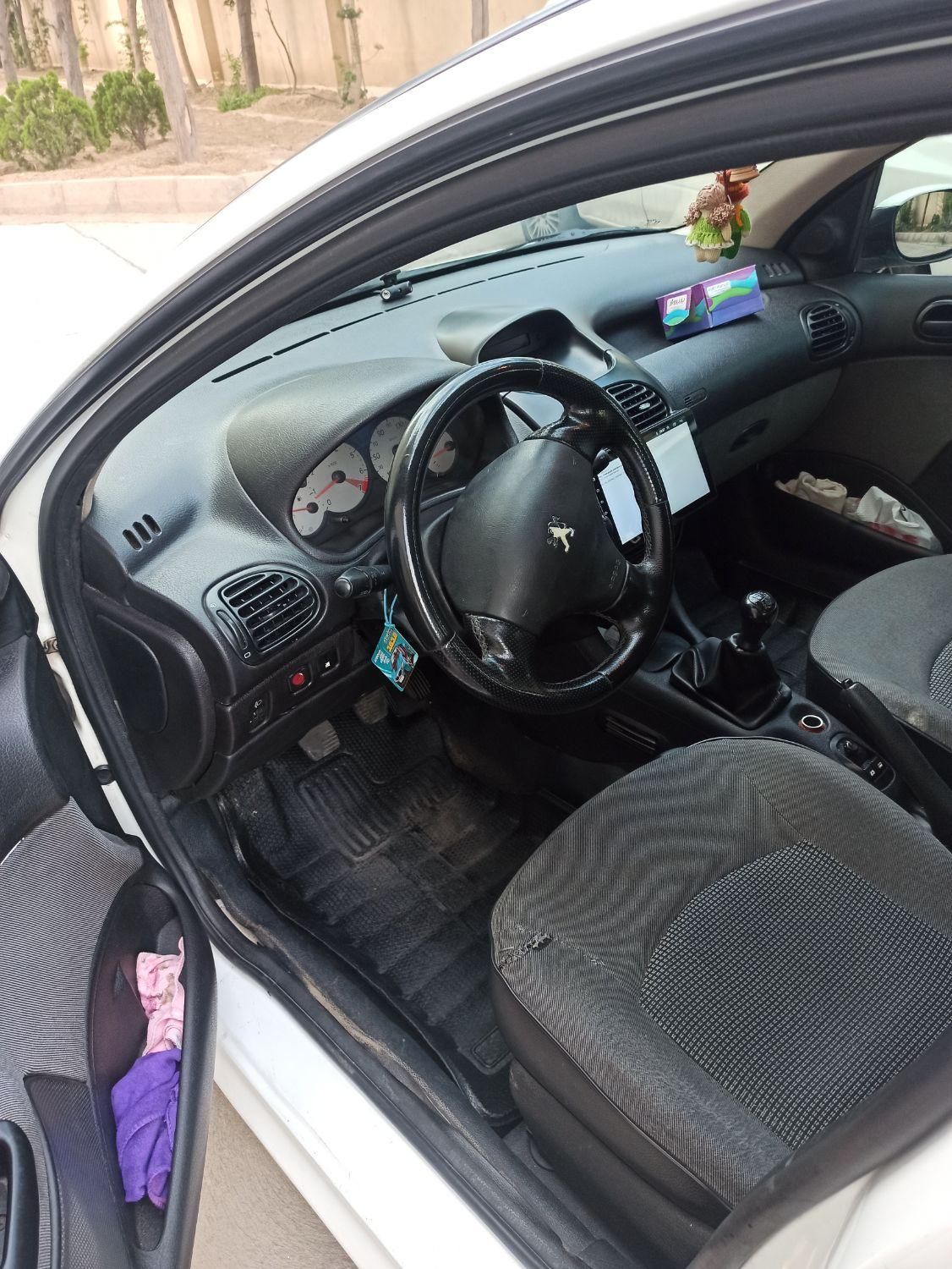 پژو 206 SD v8 - 1390