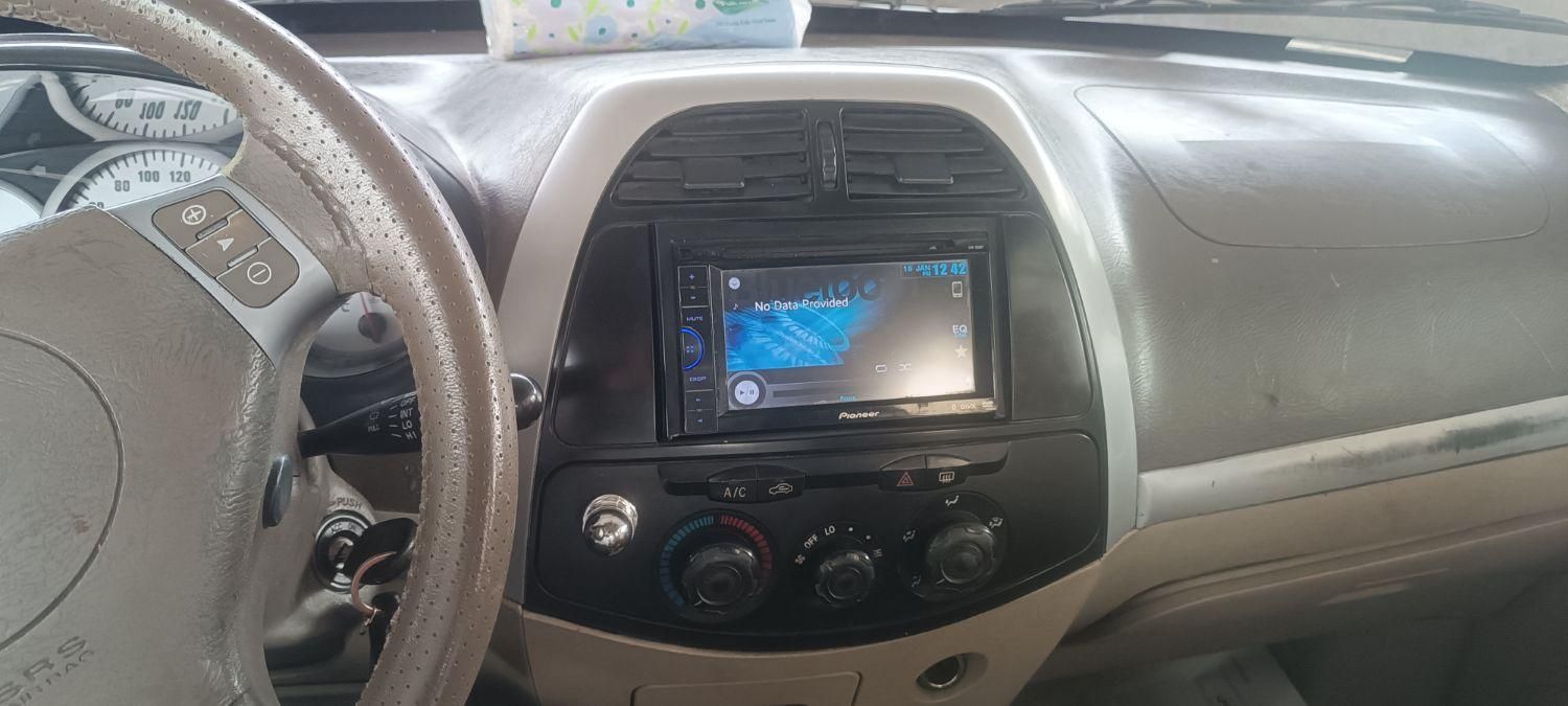 ام وی ام X33 دنده‌ای ساده - 2011