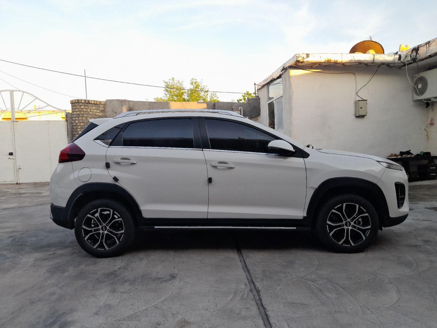ام وی ام X22 دنده ای اسپرت لاکچری - 2025