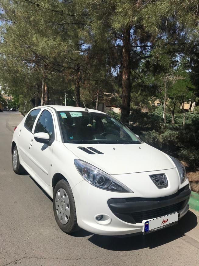 پژو 207 دنده‌ای با موتور TU3 - 1402