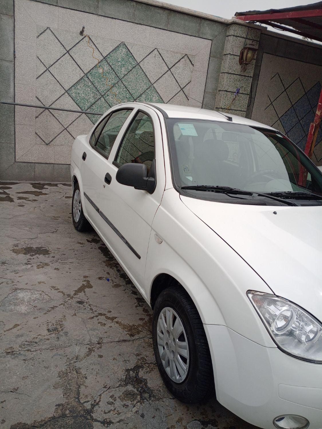 تیبا صندوق دار SX - 1400