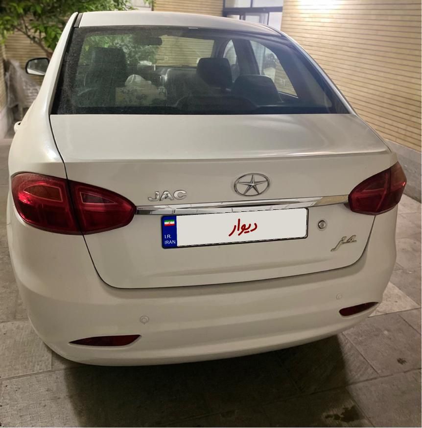 جک J4 اتوماتیک - 2024