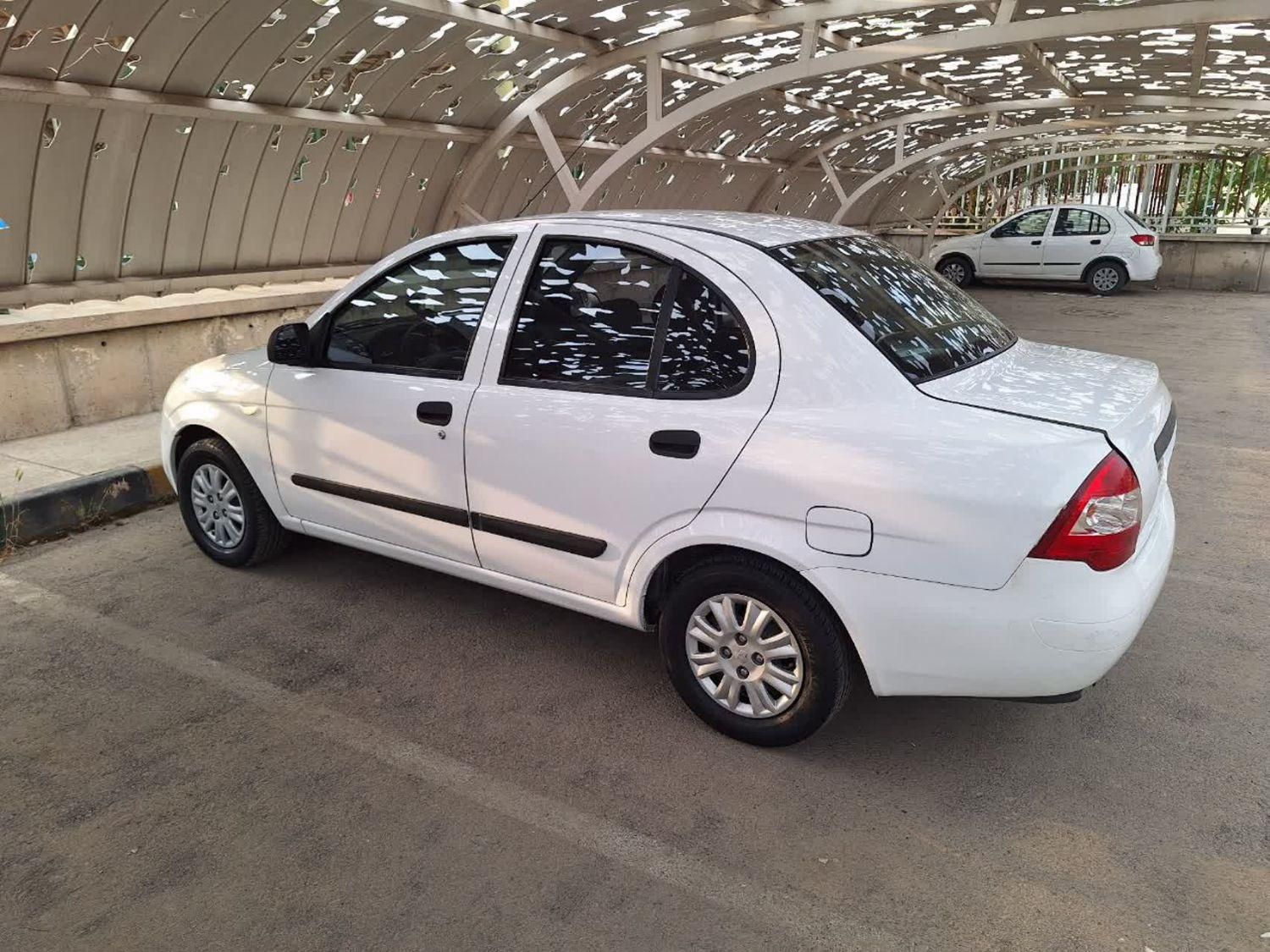 تیبا صندوق دار SX - 1393