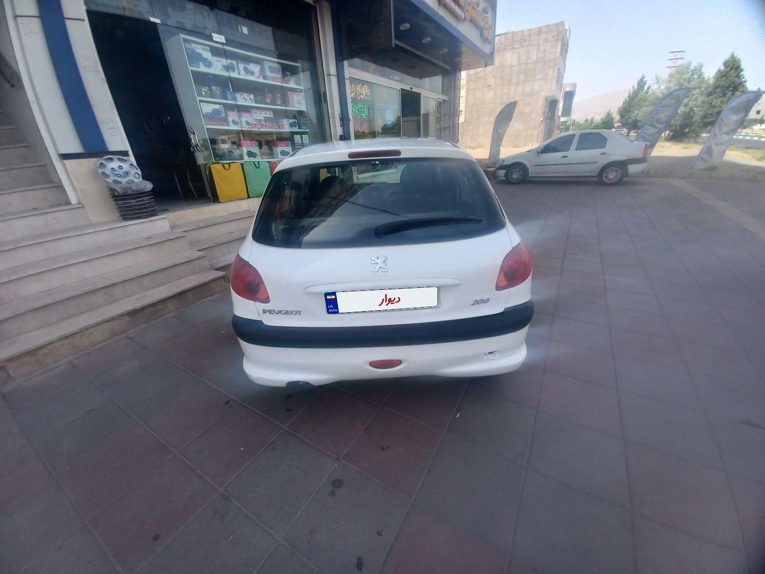 پژو 206 تیپ 2 - 1398