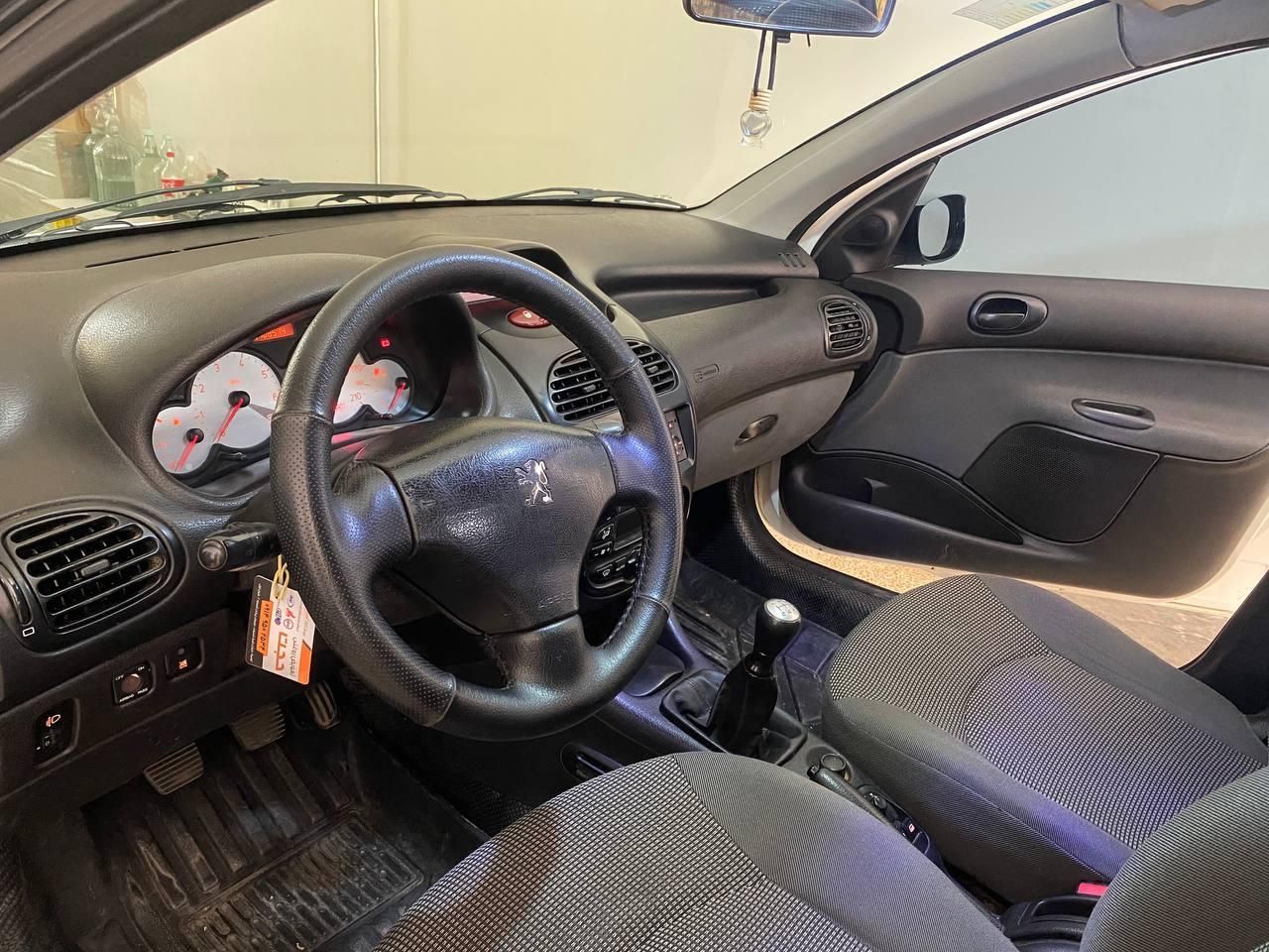 پژو 206 SD v8 - 1396