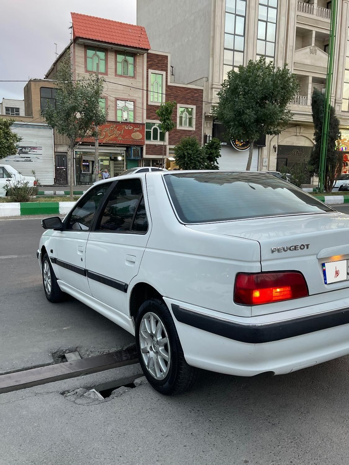پژو پارس XU7ساده - 1390