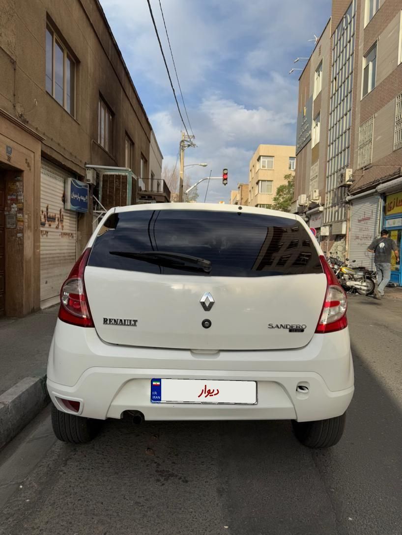خودرو رنو، ساندرو آگهی ann_17931638