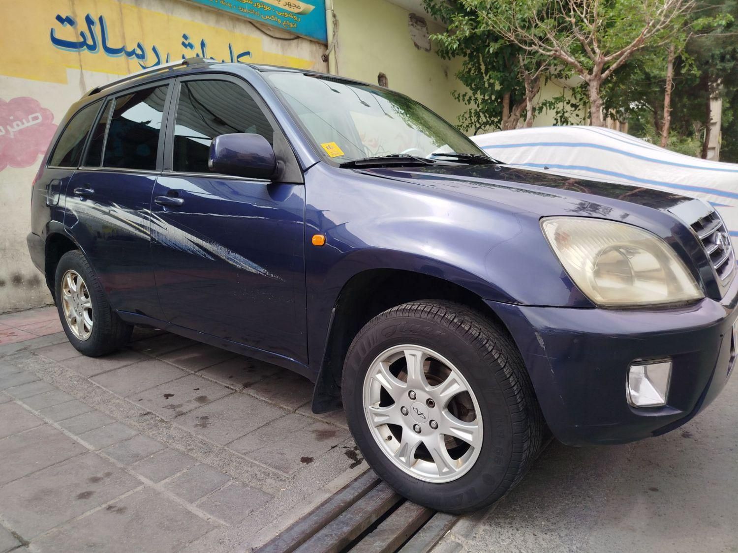 ام وی ام X33 دنده‌ای ساده - 2013