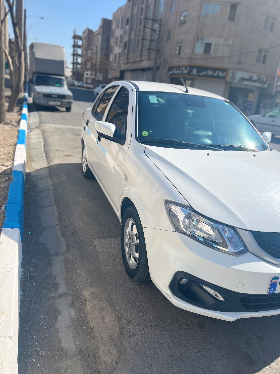 ساینا S دنده ای بنزینی - 1402