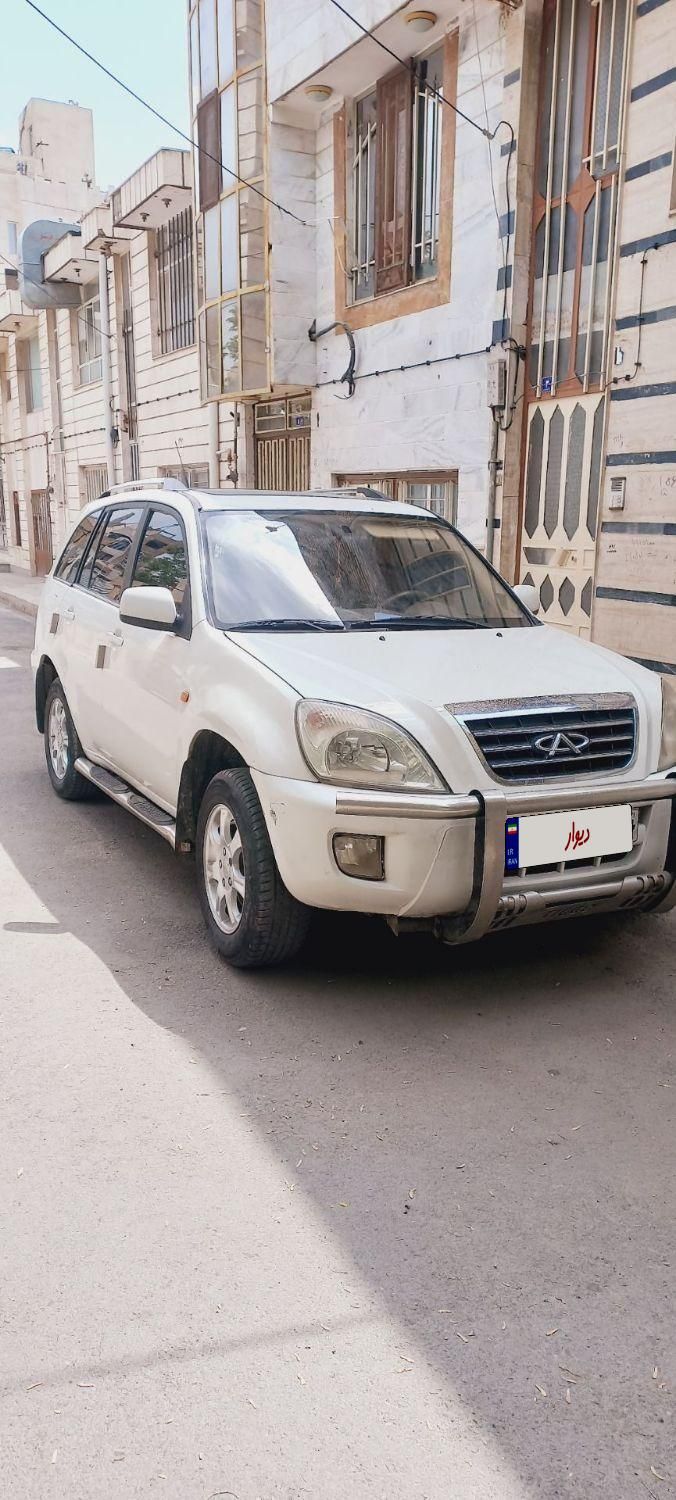 ام وی ام X33 دنده‌ای ساده - 2012