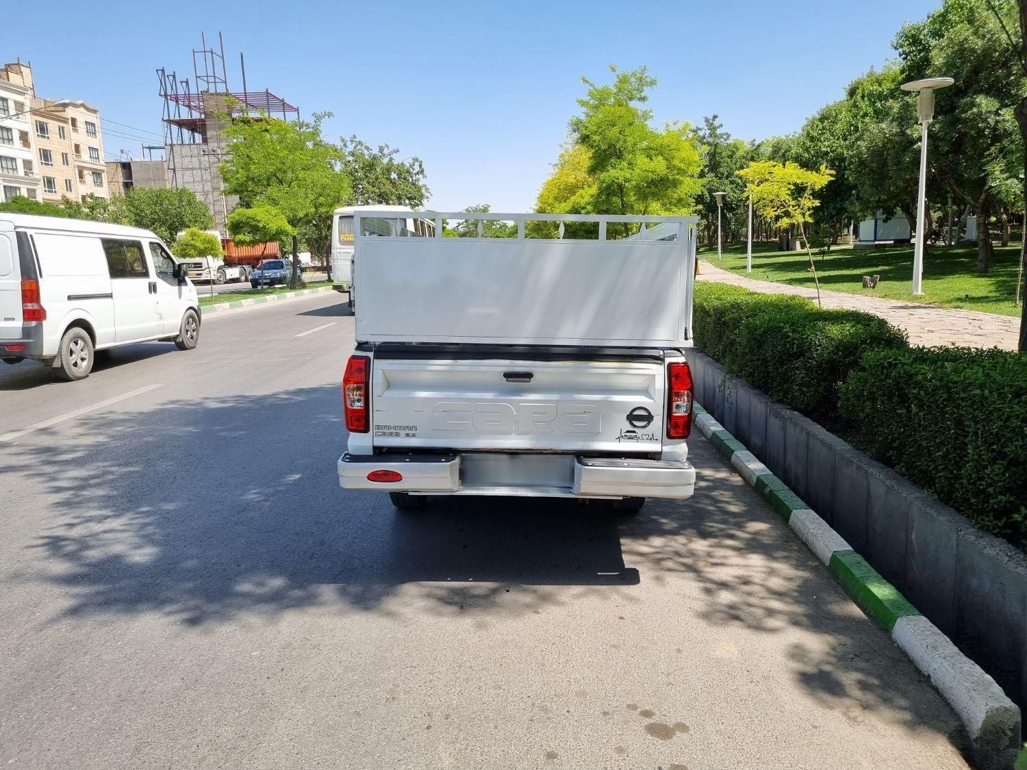 مزدا وانت تک کابین دنده‌ای - 1400