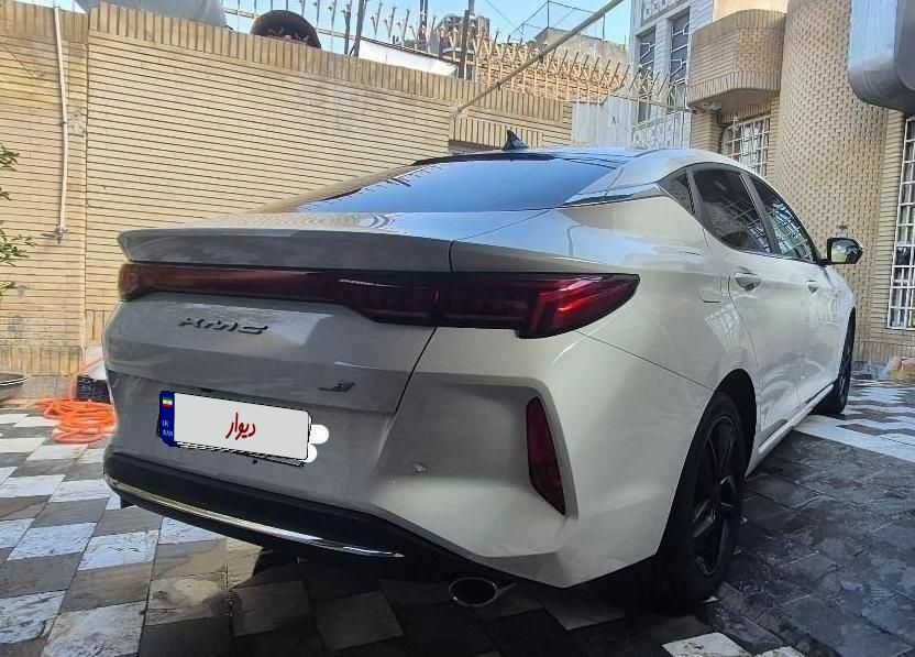 کی ام سی J7 اتوماتیک - 2024