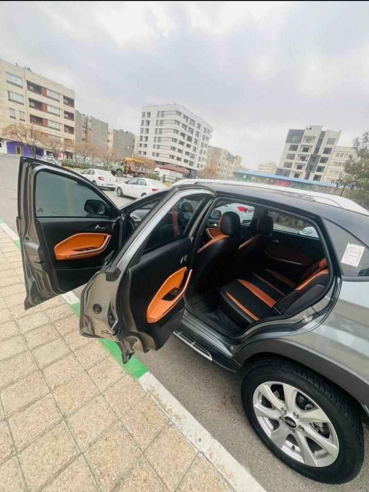 ام وی ام X22 دنده ای اسپرت لاکچری - 2022