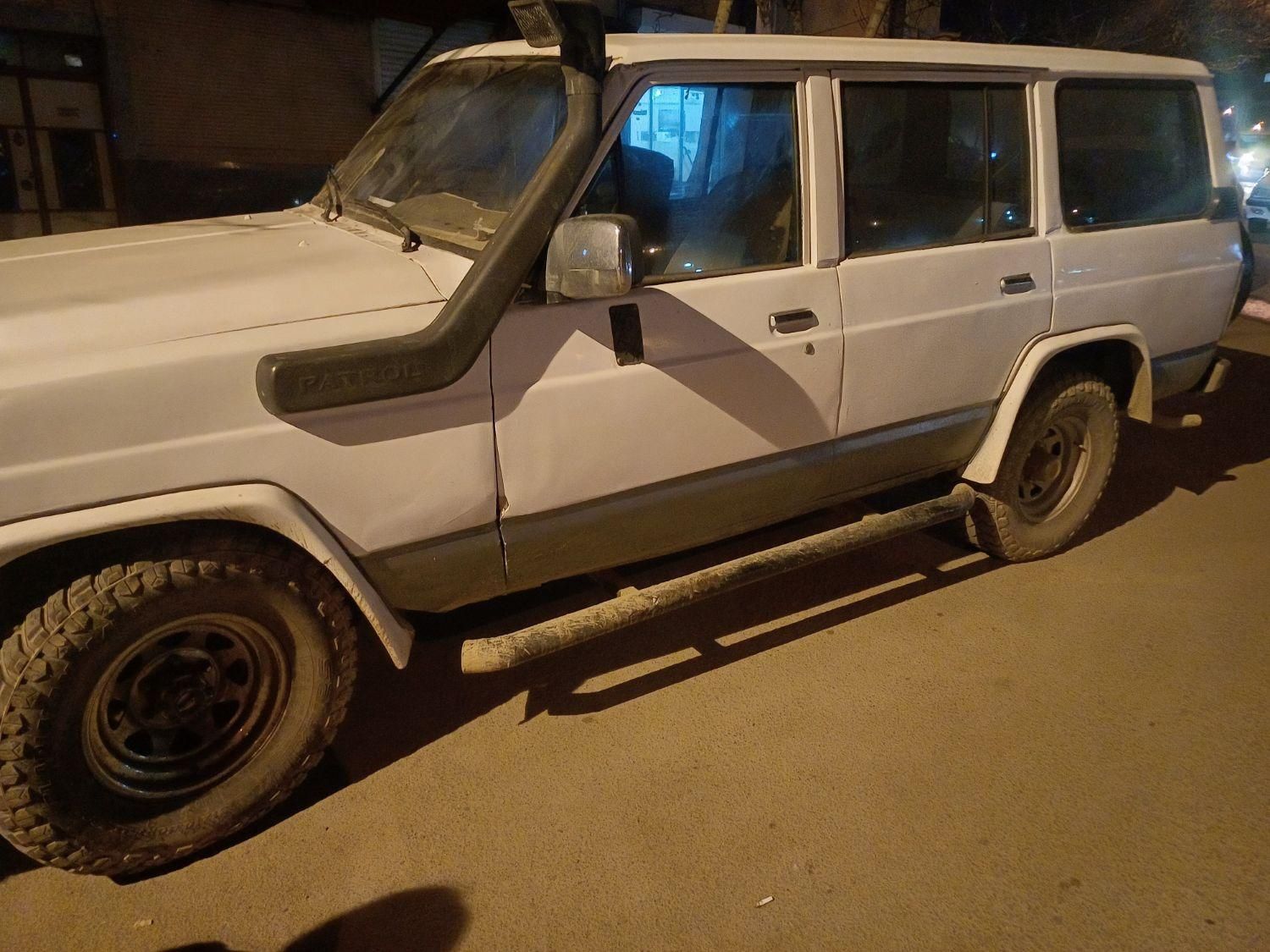 نیسان پاترول چهار درب 6 سیلندر - 1402