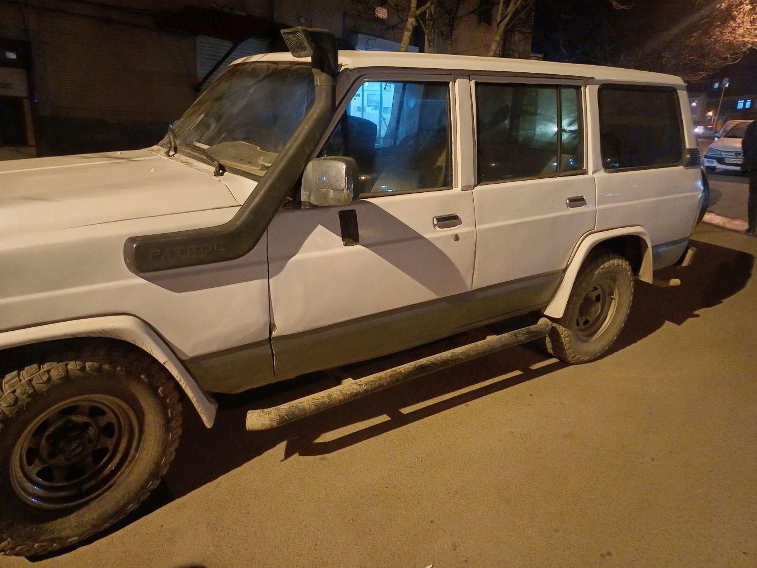 نیسان پاترول چهار درب 6 سیلندر - 1402